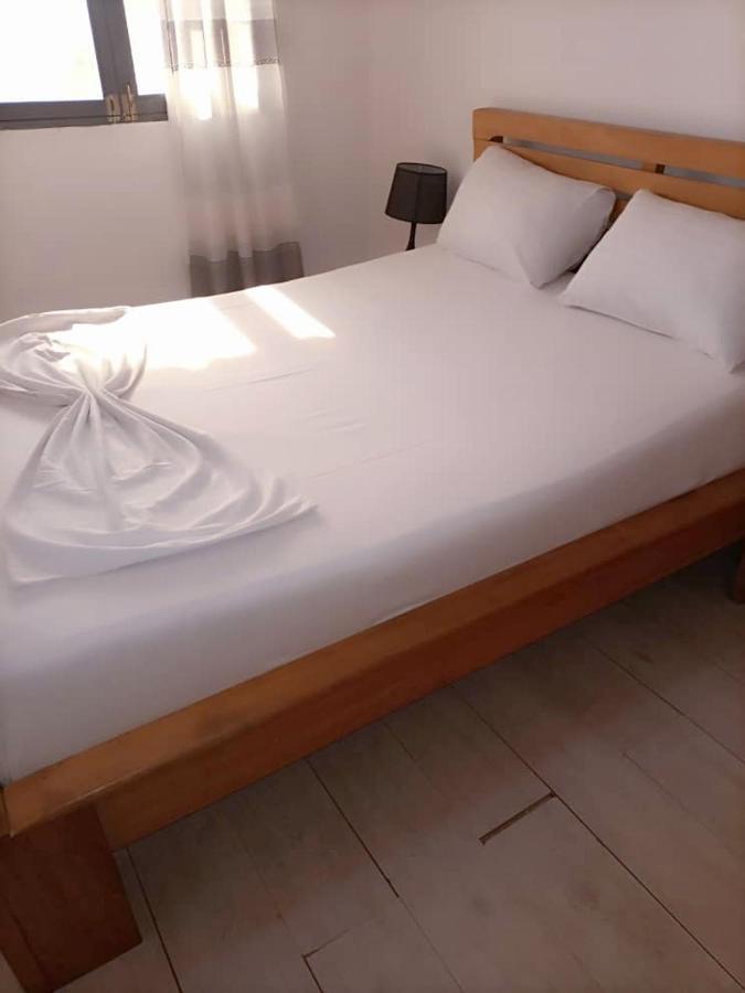 Appartement 2 Chambres Residence Avec Piscine ยาอุนเด ภายนอก รูปภาพ