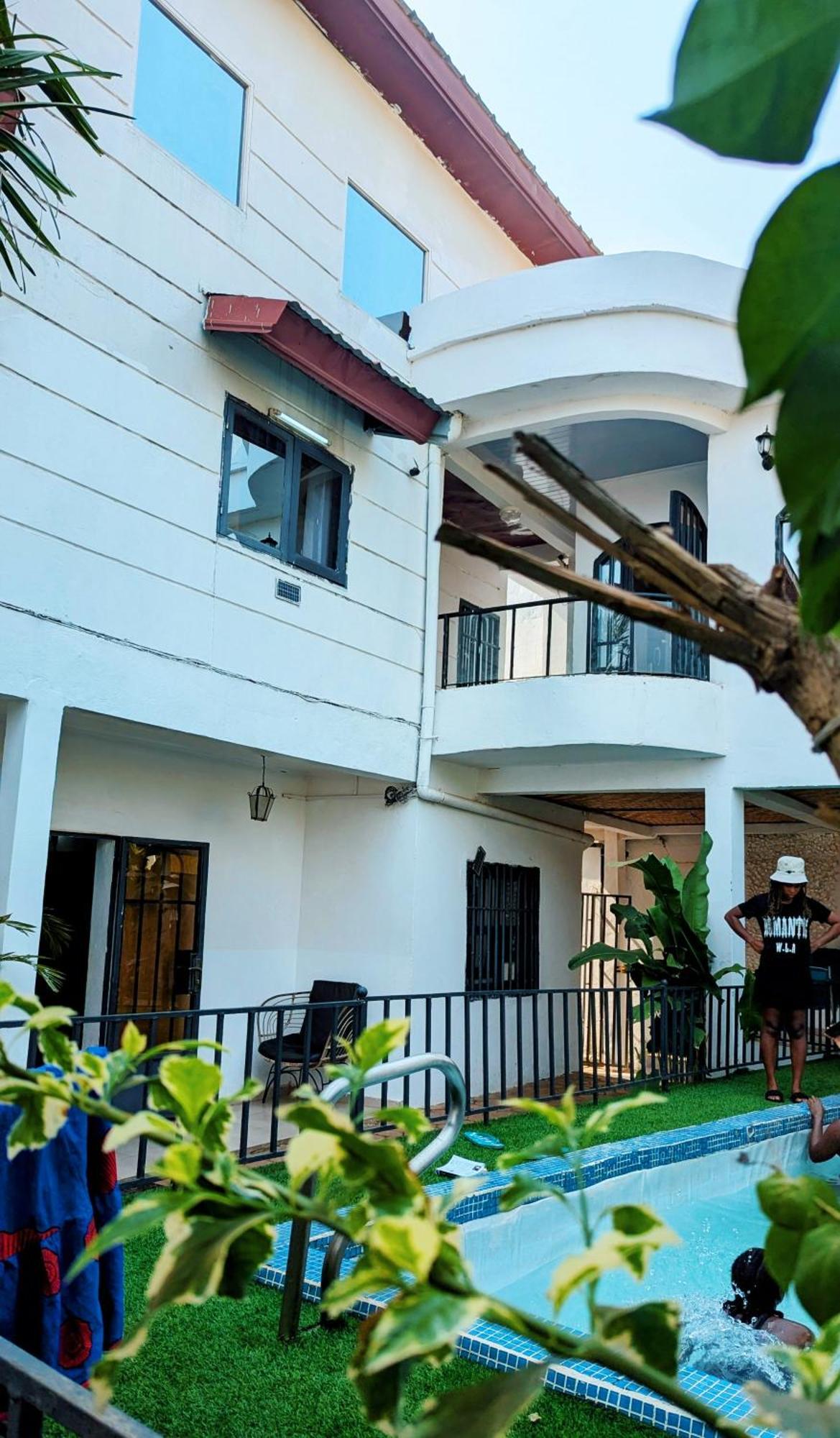 Appartement 2 Chambres Residence Avec Piscine ยาอุนเด ภายนอก รูปภาพ